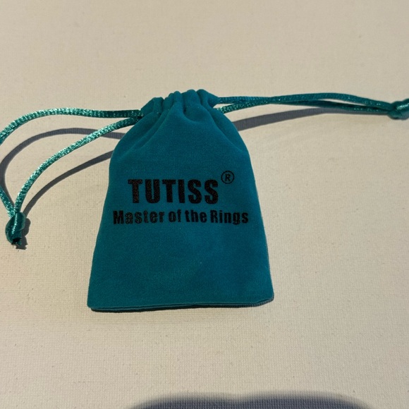 NEW Men's Black and Gold Inlay Tungsten Carbide Ring Size 9 - Picture 11 of 11